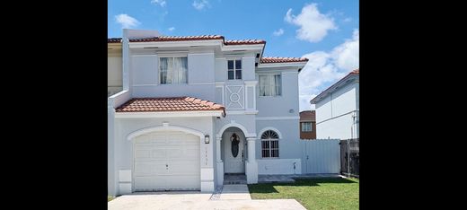 Willa w Homestead, Miami-Dade County