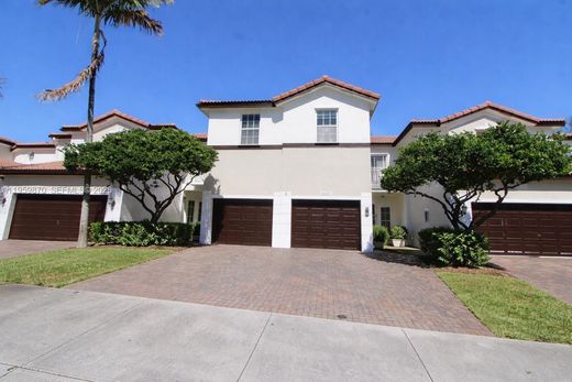 Townhouse in Doral, Miami-Dade