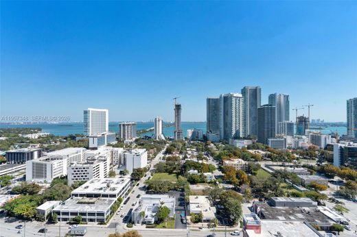 Kamienica w Miami, Miami-Dade County