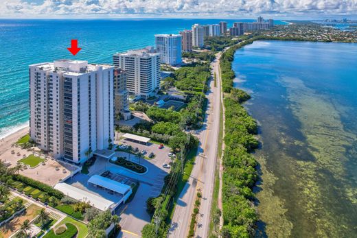 Residential complexes in Riviera Beach, Palm Beach
