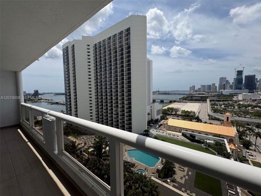 Residential complexes in Miami, Miami-Dade