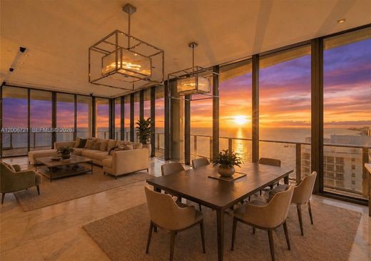 Residential complexes in Sunny Isles Beach, Miami-Dade