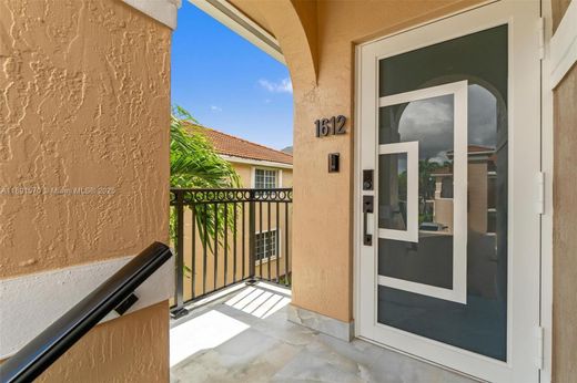 Wohnkomplexe in Miami, Miami-Dade County