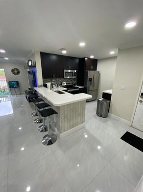 Жилой комплекс, Doral, Miami-Dade County