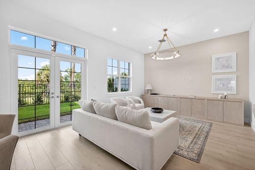 Townhouse in Jupiter, Palm Beach