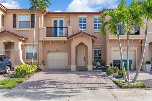 Dom miejski w Miami, Miami-Dade County