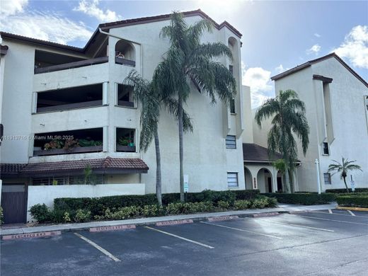 Residential complexes in Miami, Miami-Dade