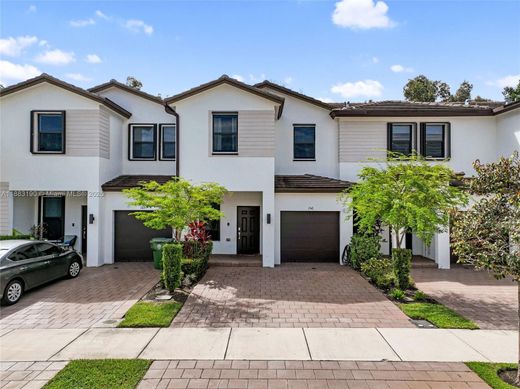 Casa adosada en Pembroke Pines, Broward County