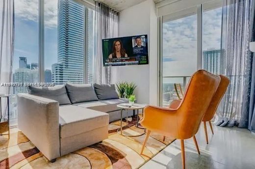 Kamienica w Miami, Miami-Dade County