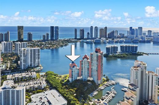 Aventura, Miami-Dade Countyのアパートメント・コンプレックス