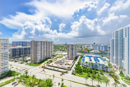 Complexos residenciais - Hallandale Beach, Broward County