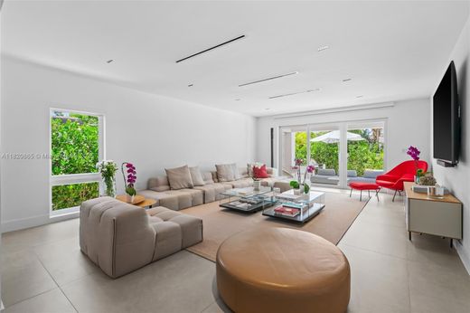 Villa in Surfside, Miami-Dade County