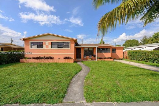 Villa in Miami Gardens, Miami-Dade County