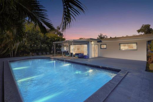 ﻓﻴﻼ ﻓﻲ ميامي، فلوريدا, Miami-Dade County