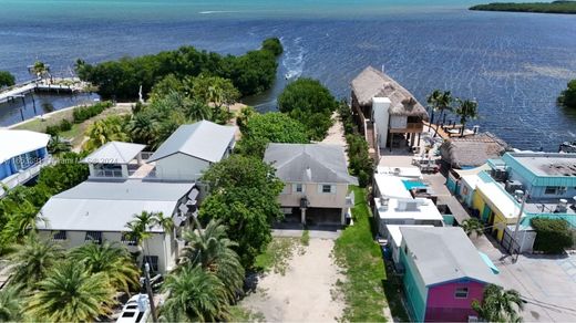 Willa w Key Largo, Monroe County