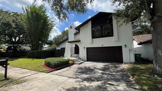 Villa in Cooper City, Broward County