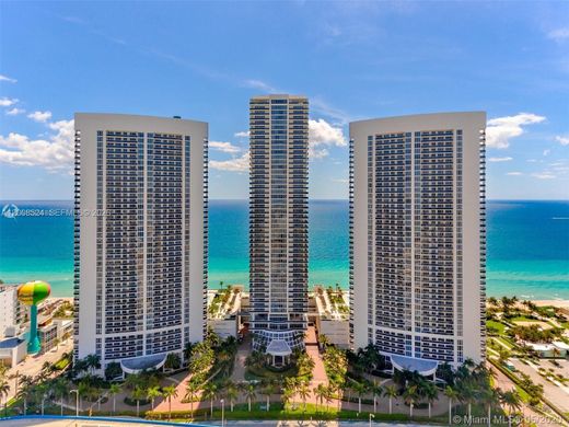 Complexes résidentiels à Hallandale Beach, Comté de Broward