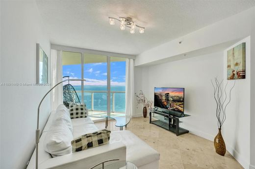 مجمع شقق ﻓﻲ Sunny Isles Beach, Miami-Dade County