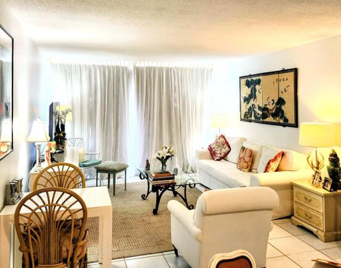 Wohnkomplexe in West Palm Beach, Palm Beach County