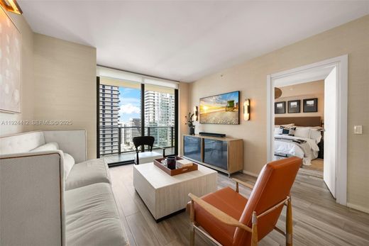 ‏בניין ב  מיאמי, Miami-Dade County