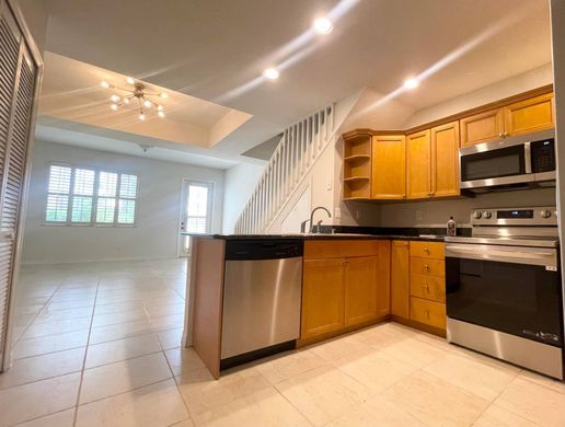 Townhouse - Lake Worth, Palm Beach County