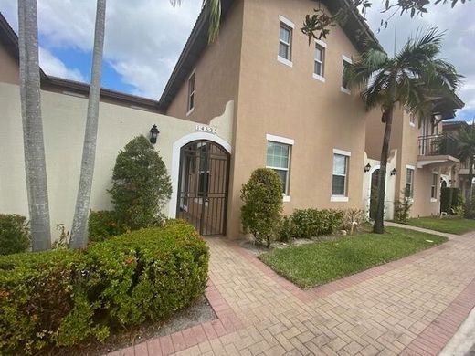 Casa adosada en Pembroke Pines, Broward County