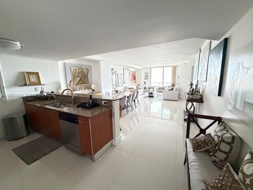 مجمع شقق ﻓﻲ ميامي، فلوريدا, Miami-Dade County