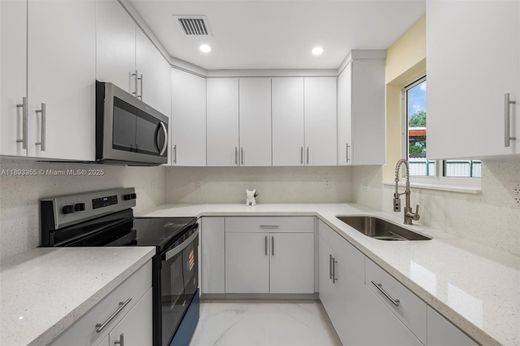 빌라 / Miami Gardens, Miami-Dade County