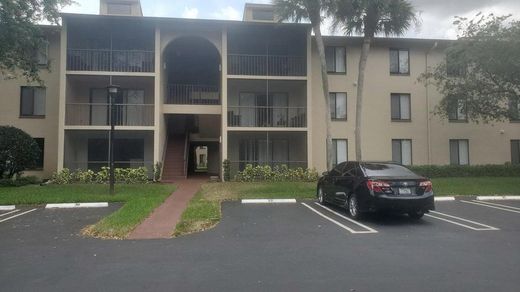 Residential complexes in Aventura, Miami-Dade