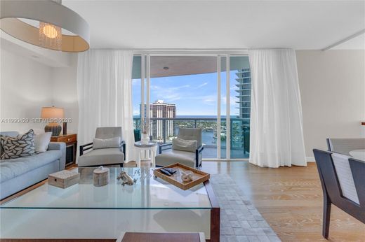 Residential complexes in Aventura, Miami-Dade
