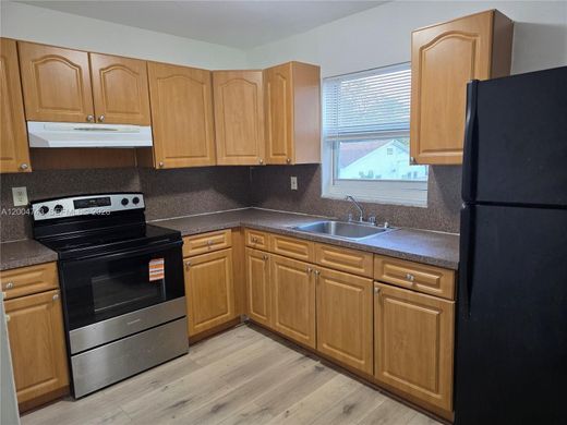 Complesso residenziale a Miami, Miami-Dade County