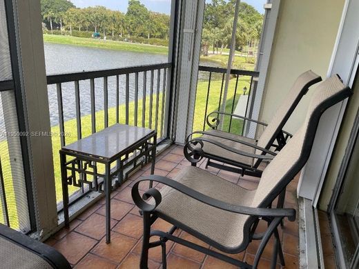 Kamienica w Pembroke Pines, Broward County