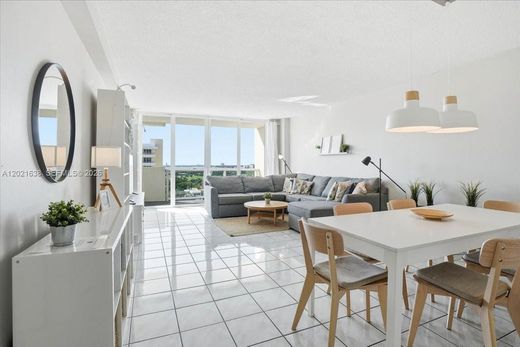 Wohnkomplexe in Miami Beach, Miami-Dade County
