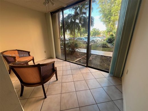 公寓楼  Miami Terrace Mobile Home, Miami-Dade County