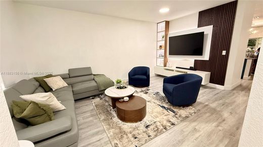 城市独宅  Doral, Miami-Dade County