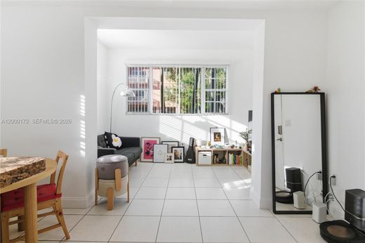 Residential complexes in Miami, Miami-Dade