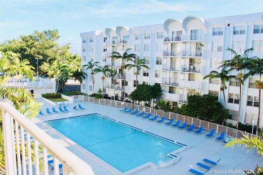 Kamienica w Miami, Miami-Dade County