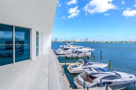 Complesso residenziale a North Miami Beach, Miami-Dade County