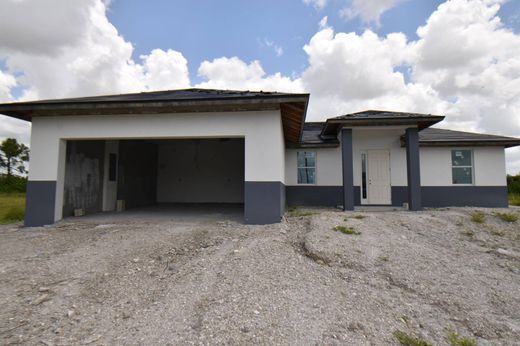 Villa en Cabo Coral, Lee County