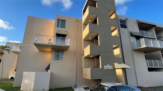 Complexes résidentiels à Miami, Comté de Miami-Dade
