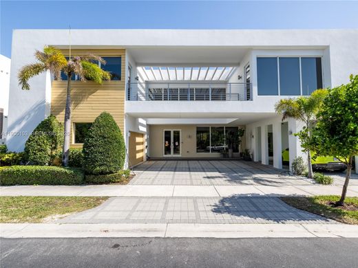 Villa in Doral, Miami-Dade