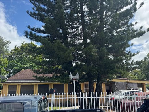 Villa in Miami Heights Trailer Park, Miami-Dade