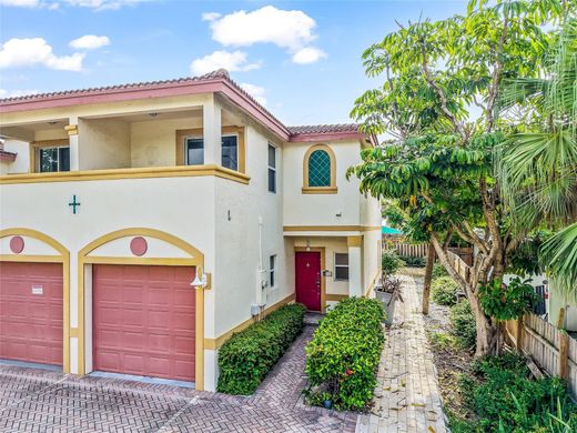 Townhouse in Pompano Beach, Broward County