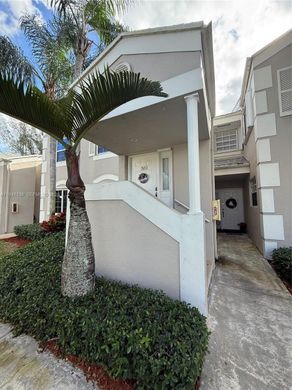 公寓楼  Homestead, Miami-Dade County