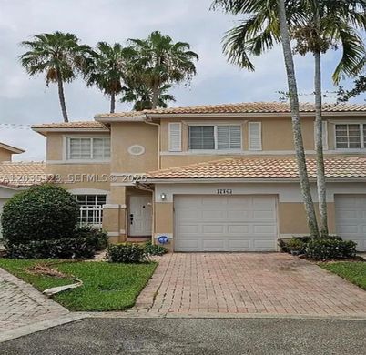 Stadthaus in Pembroke Pines, Broward County