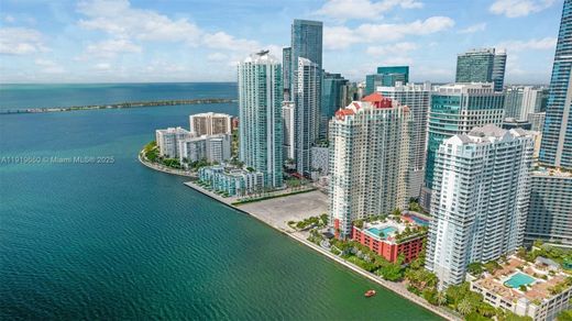 Residential complexes in Miami, Miami-Dade