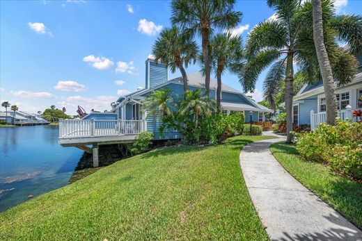 Residential complexes in Jupiter, Palm Beach