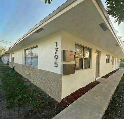 Residential complexes in Lauderhill, Broward County