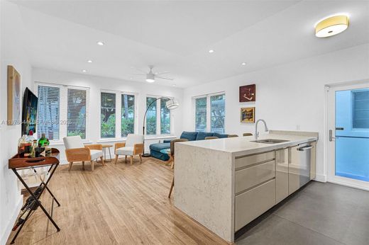 Complexes résidentiels à Miami Beach, Comté de Miami-Dade