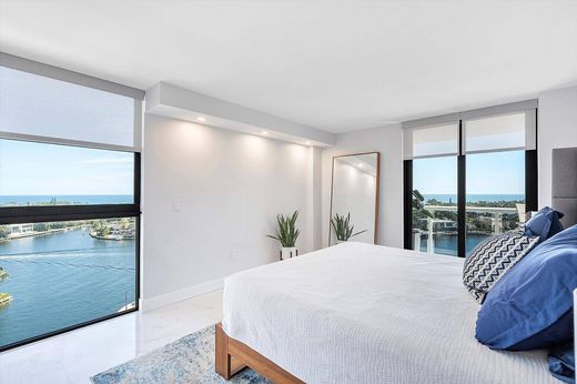 Kamienica w Aventura, Miami-Dade County